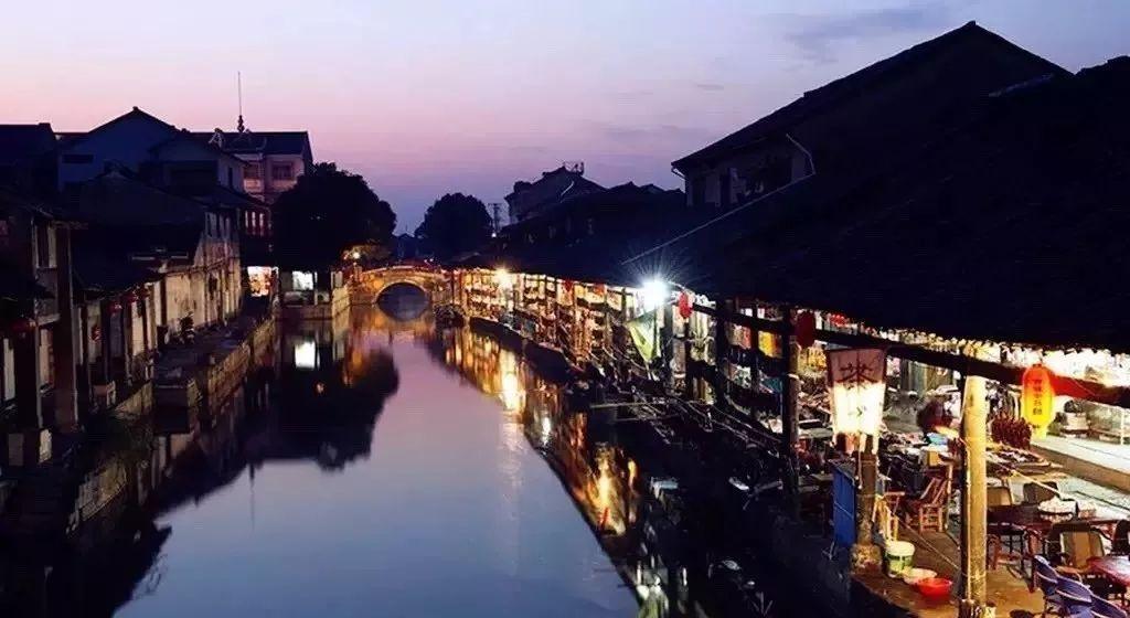 泡弹学院